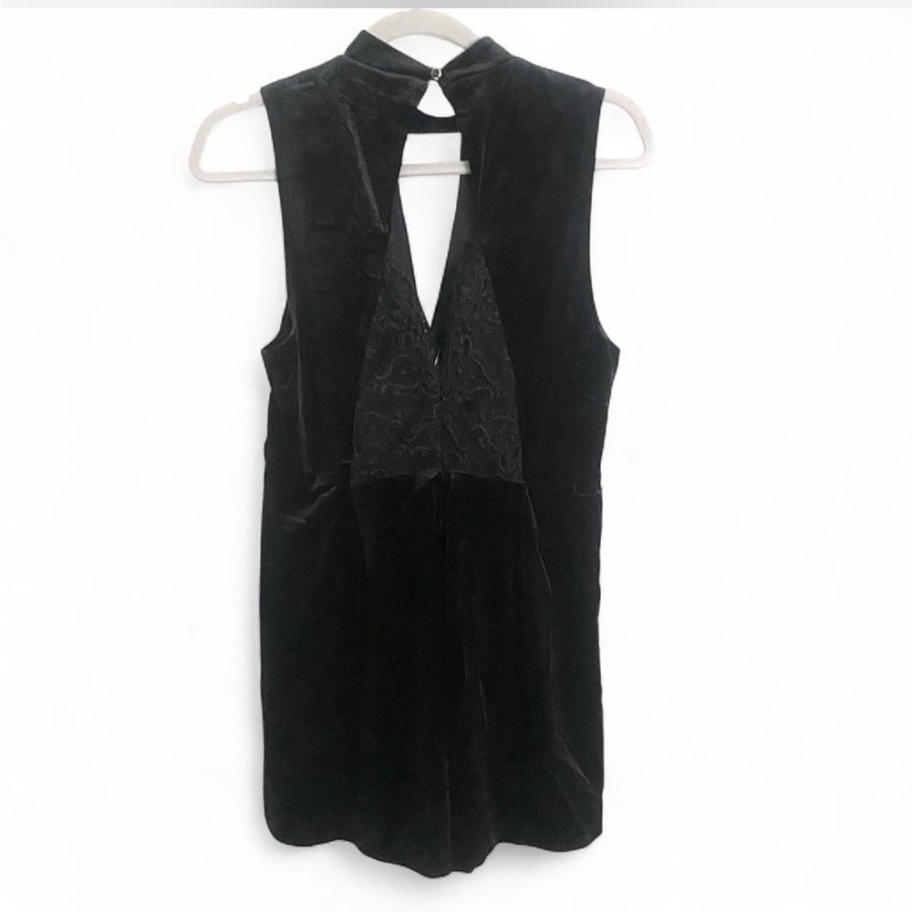 Stella Luce Black Velvet Sleeveless Romper with Keyhole Back